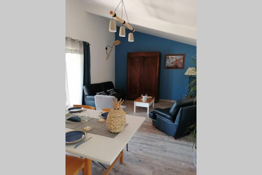 MAISON 5 Personnes EN GARRIGUE - PISCINE-SPA PRIVÉ Langlade Exterior foto